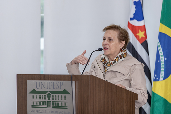 Elena Bohomol, vice-diretora da EPE/Unifesp