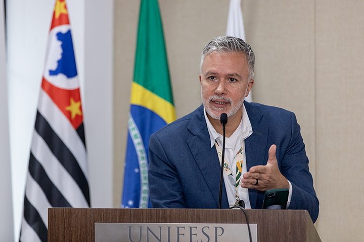 Magnus Régios Dias da Silva, diretor da EPM/Unifesp