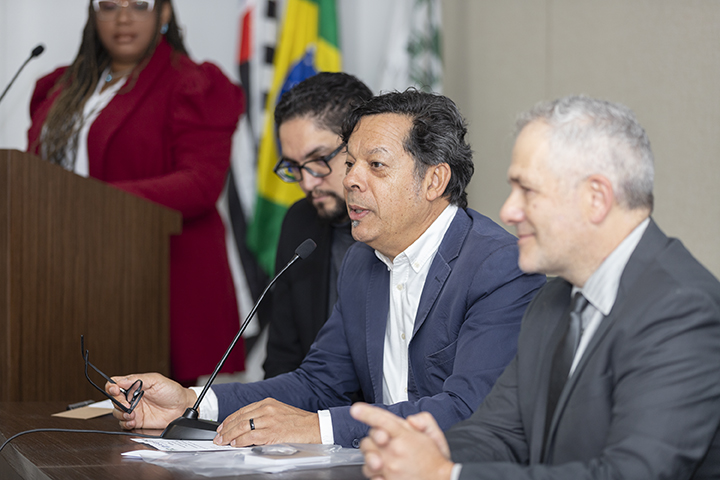 Francisco de Assis Mendonça representando o presidente do Foprop, Robério Rodrigues