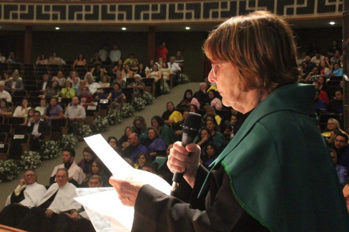 Helena Nader recebe título de Doutora Honoris Causa da UERN