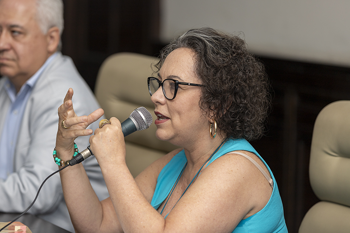 A vice-reitora da Unifesp, Lia Bittencourt, durante o evento