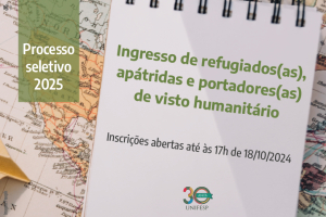 A imagem anuncia um processo seletivo para refugiados, apátridas e portadores de visto humanitário, promovido pela ANCS e UNIFESP, com inscrições abertas até o dia 18 de outubro de 2024. O fundo de mapa mundial, com alguns nomes de países e continentes visíveis (como América do Norte e Europa), reforça o caráter internacional da iniciativa.